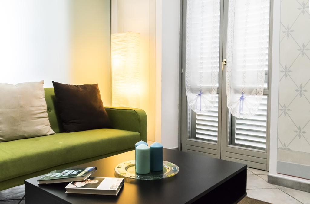 Il Soppalco Apartment Луино Екстериор снимка