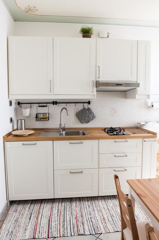 Il Soppalco Apartment Луино Екстериор снимка