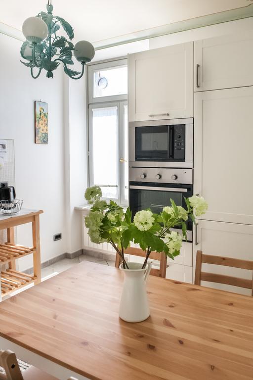 Il Soppalco Apartment Луино Екстериор снимка