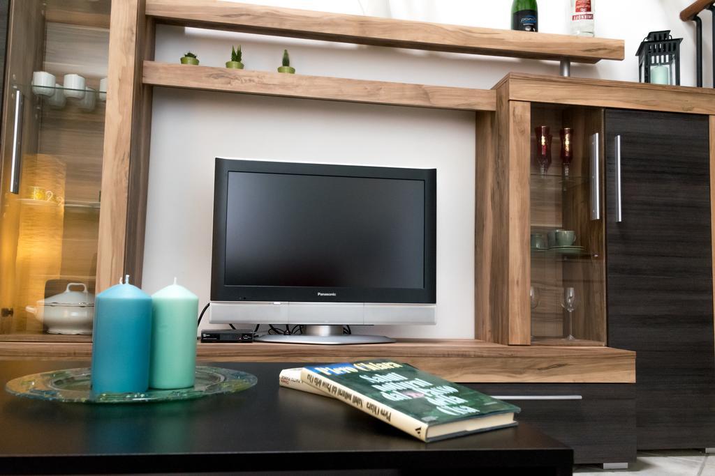 Il Soppalco Apartment Луино Екстериор снимка